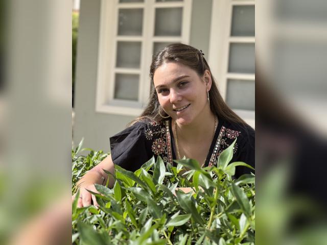 Visit Jeniya profile