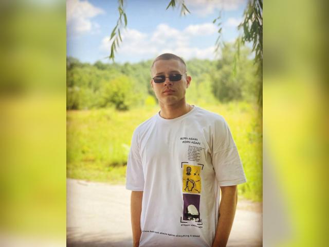 Visit babycut1 profile