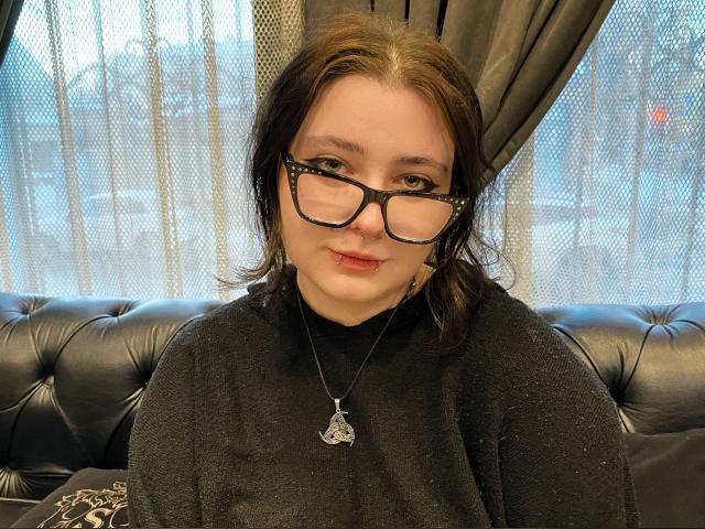 Visit BarbaraR83 profile