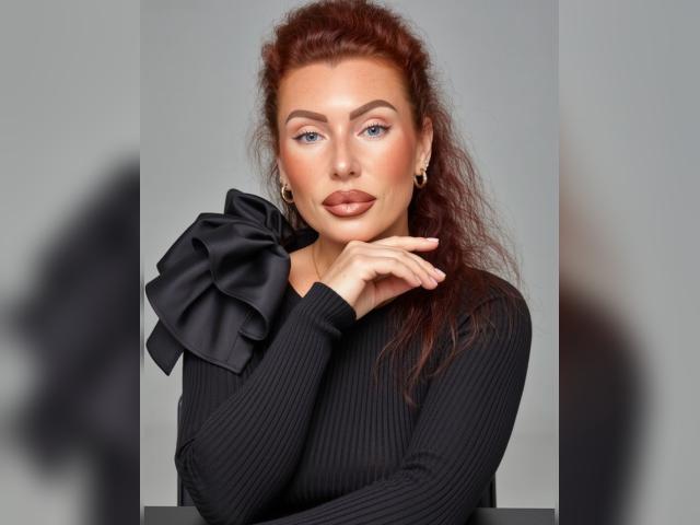 Visit 00Caroline profile