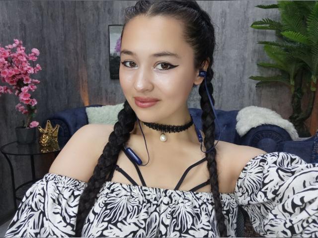 Visit AgathaLi profile