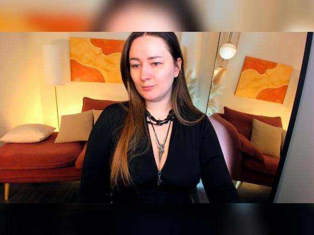 Visit EmmaBloomm profile