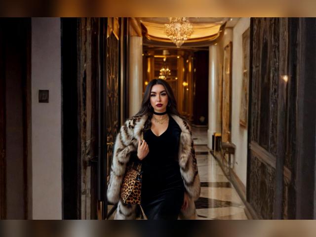 Visit LeaLoons profile