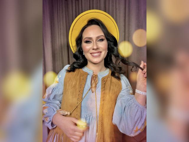 Visit OliviaWarm profile