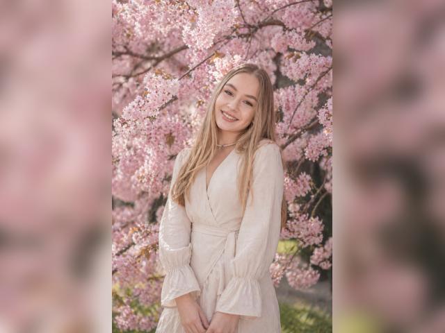 Visit SakuraVelour profile