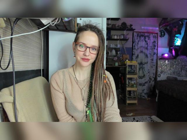 Visit LisaFoxy profile