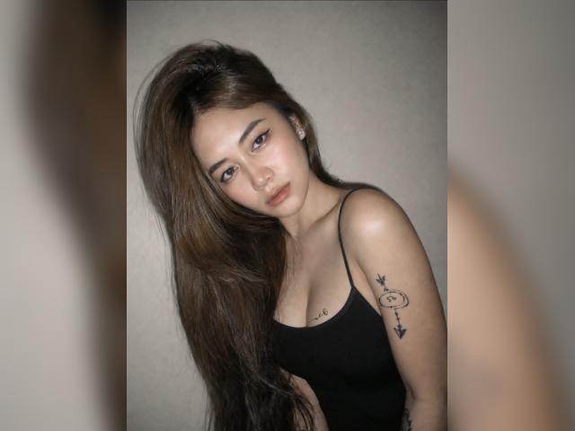 Visit SeductiveTin profile