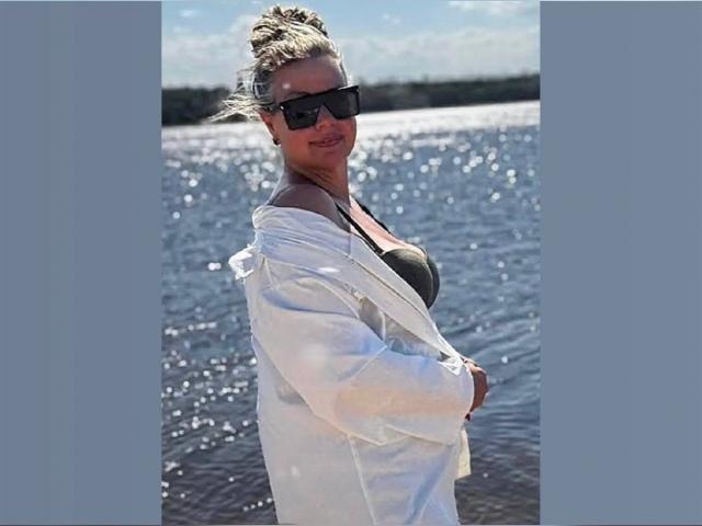 Visit BlancaVelour profile