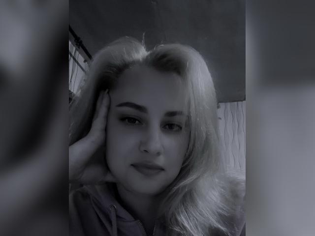 Visit BlondAngel4 profile