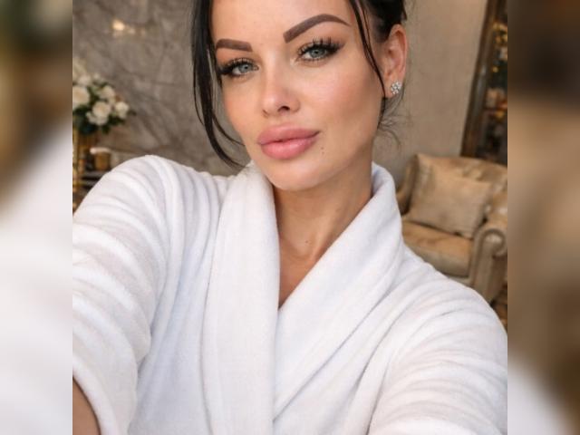 Visit SerenaRich profile