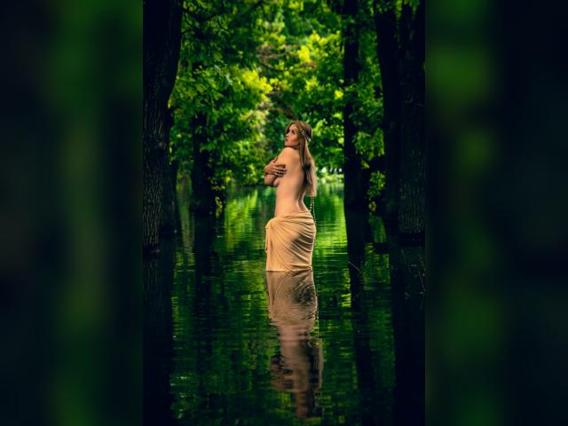 Visit LunaVine profile