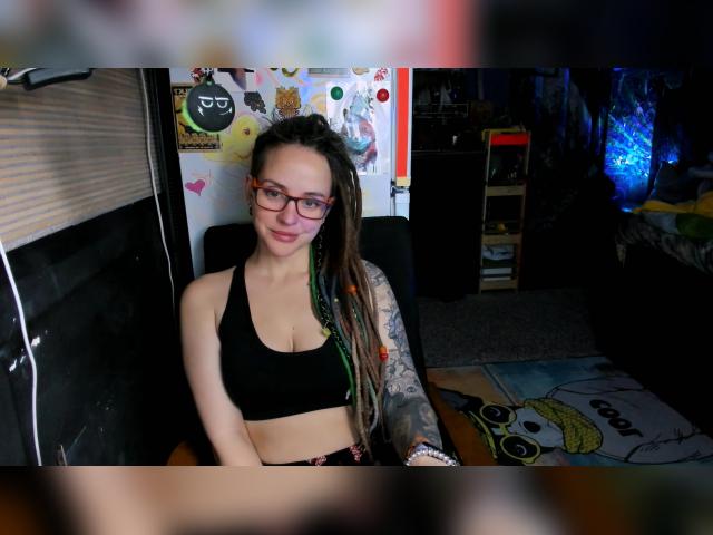Visit LisaFoxy profile