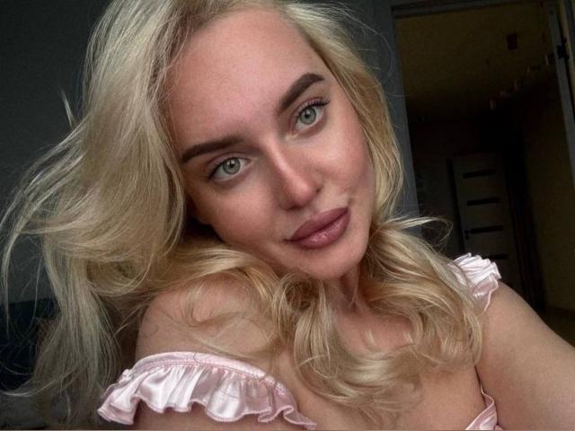 Visit aylin9999 profile