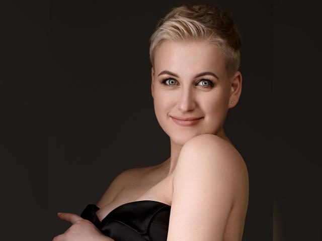 Visit YoutanPoluo profile