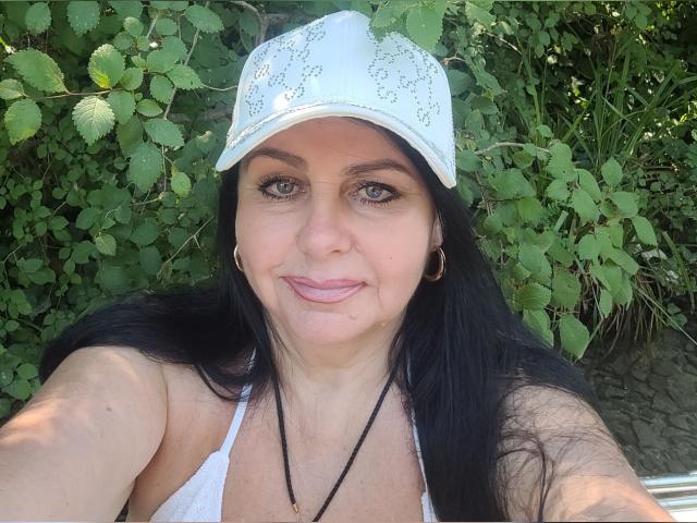 Visit Maurelle profile