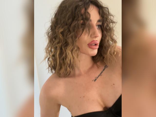 Visit ladyarina profile