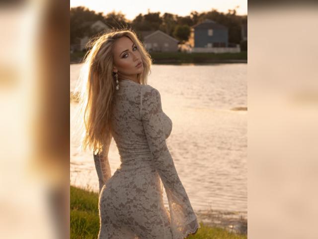 Visit Alicia3 profile