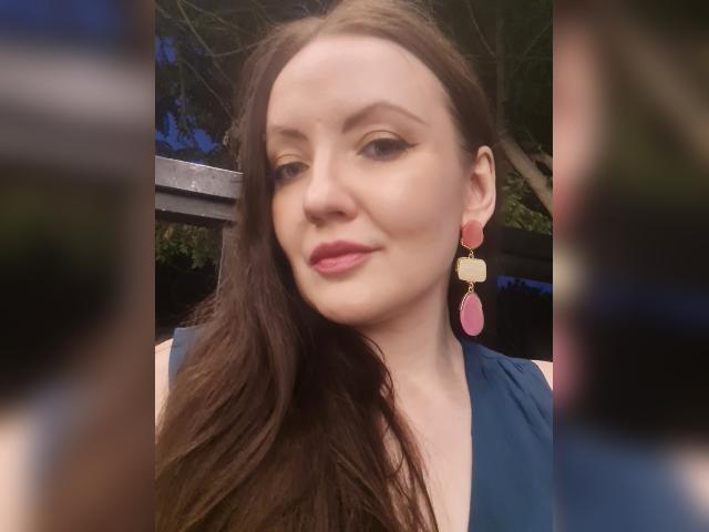Visit LilithRhodes profile