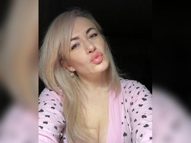 Visit KaroLina111 profile