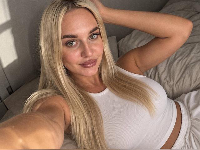 Visit Aylin9999x profile