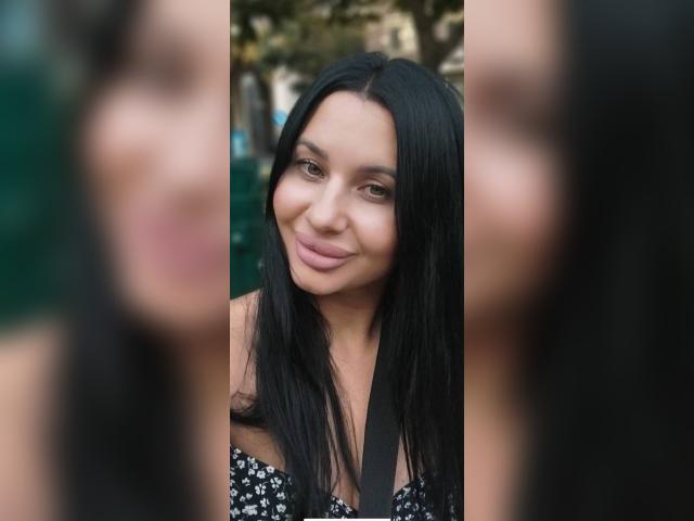 Visit TemptingLipss1 profile