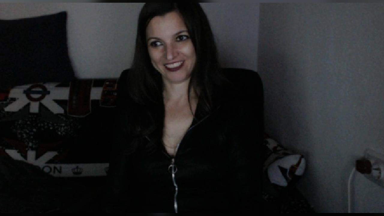 Webcam chat profile for dimitra: Dominatrix