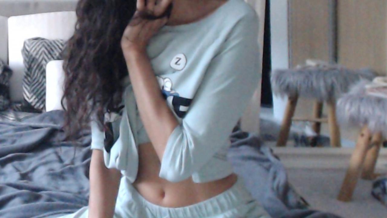 Webcam chat profile for LongSkinnyLegs: Dancing