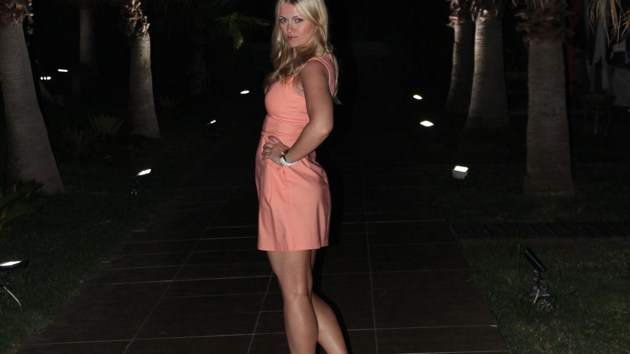 Webcam chat profile for AuroraGreen: Fitness
