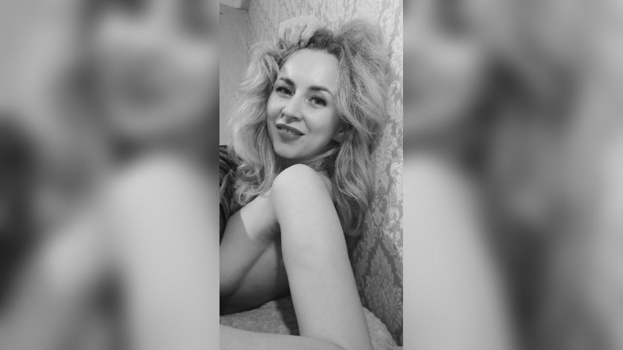 Webcam chat profile for SweettWomann