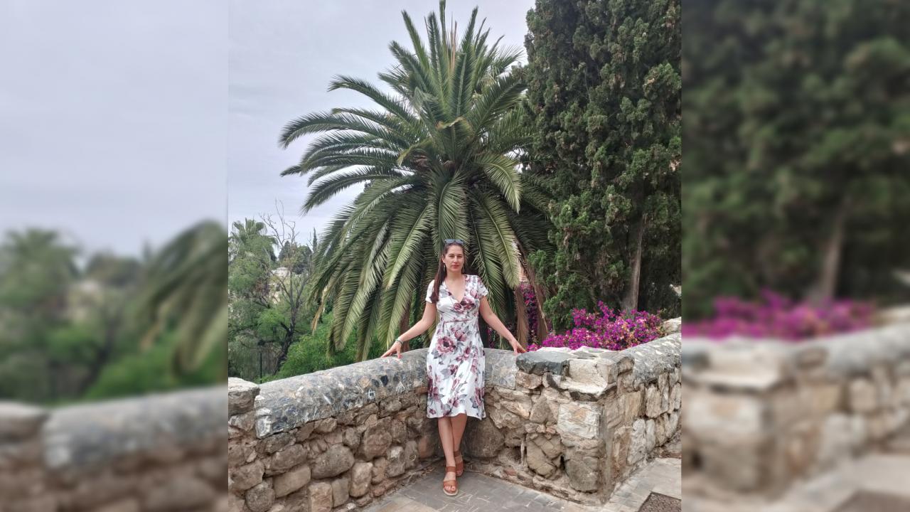 Webcam chat profile for Cleorina