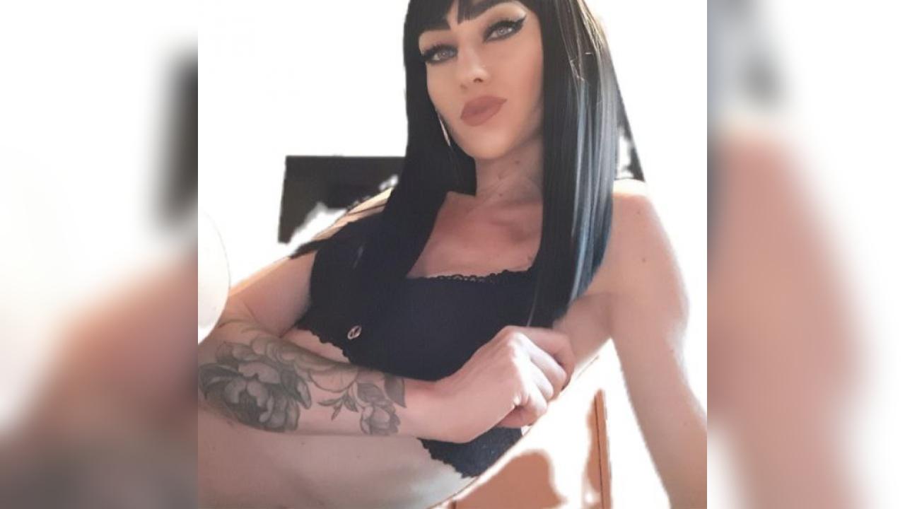 Webcam chat profile for 001Mistress