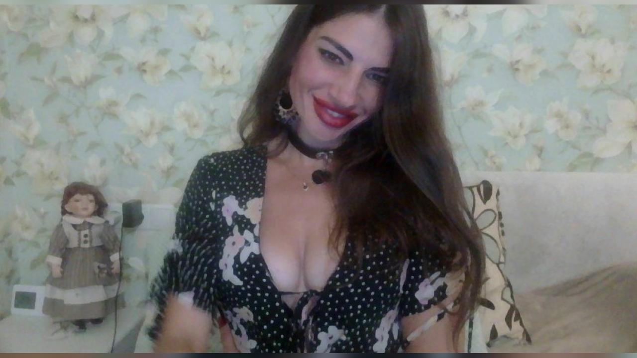 Webcam chat profile for julietta