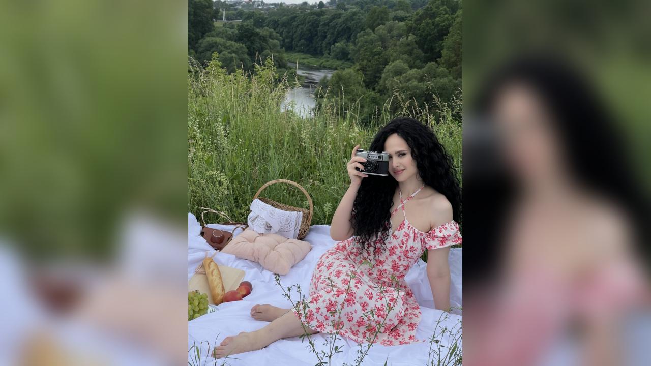 Webcam chat profile for VictoriaPeony: Lingerie & stockings