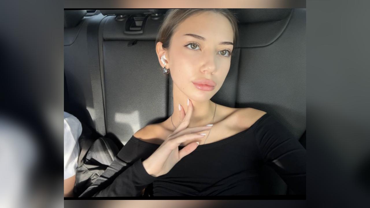 Webcam chat profile for LookBeautiful