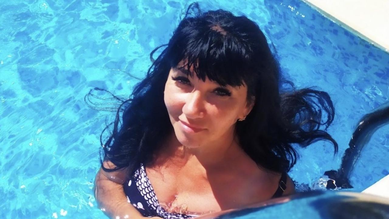 Webcam chat profile for Amina55