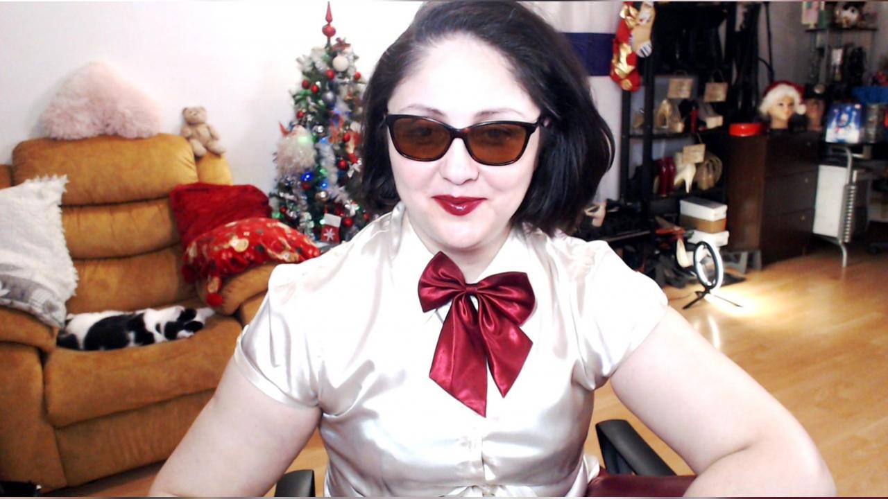 Webcam chat profile for ImperatrizaSADO: Dominatrix
