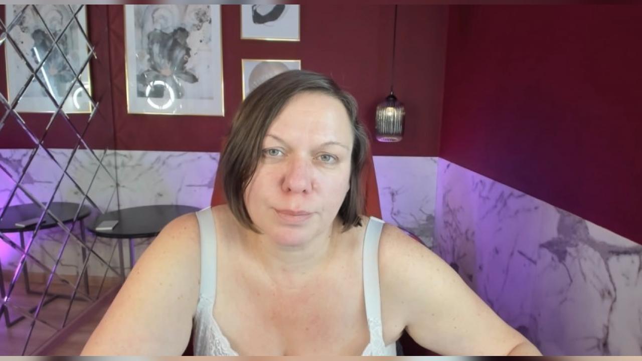 Webcam chat profile for KellyPerfection: Dominatrix