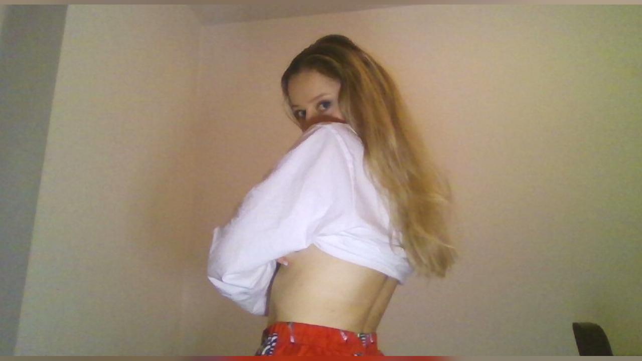 Webcam chat profile for AmericanBaby: Dancing
