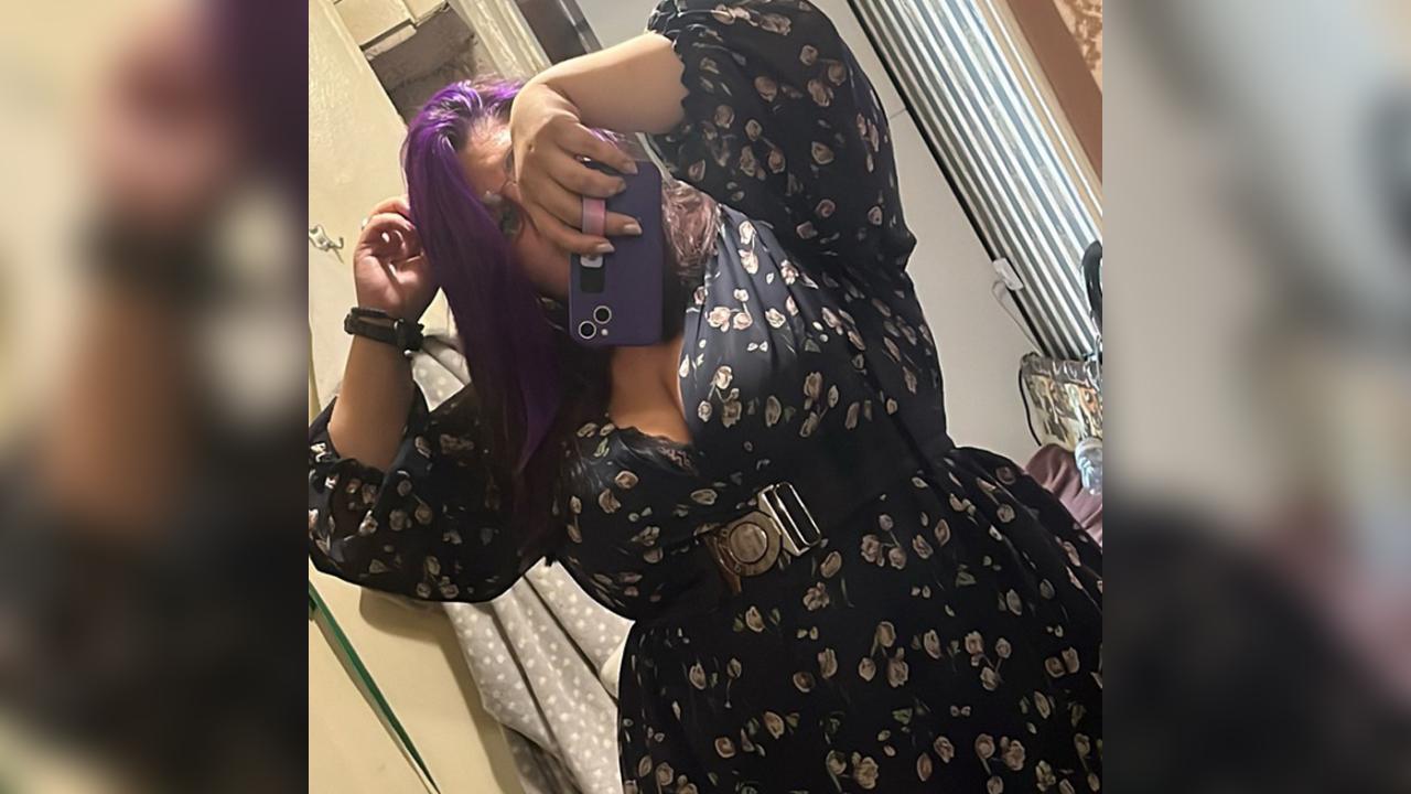 Webcam chat profile for VanillaCupcake: Nails
