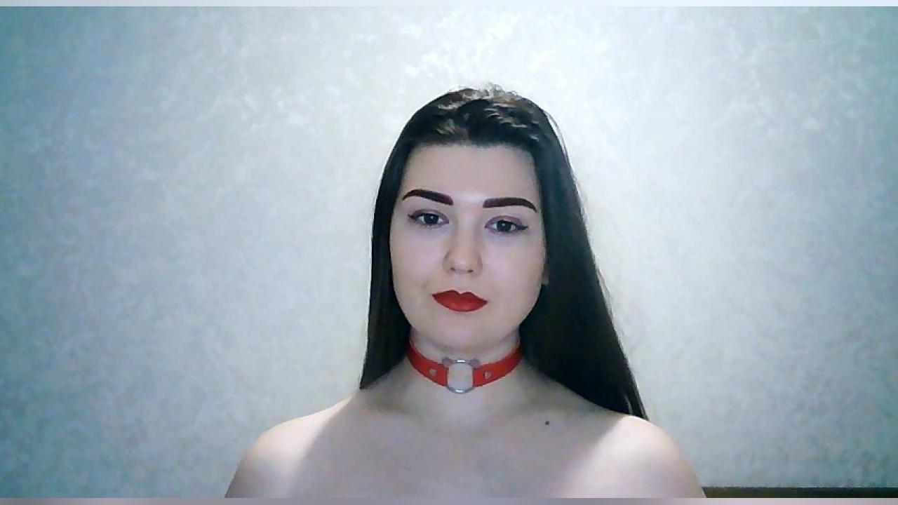 Webcam chat profile for TatiAllure: Nails