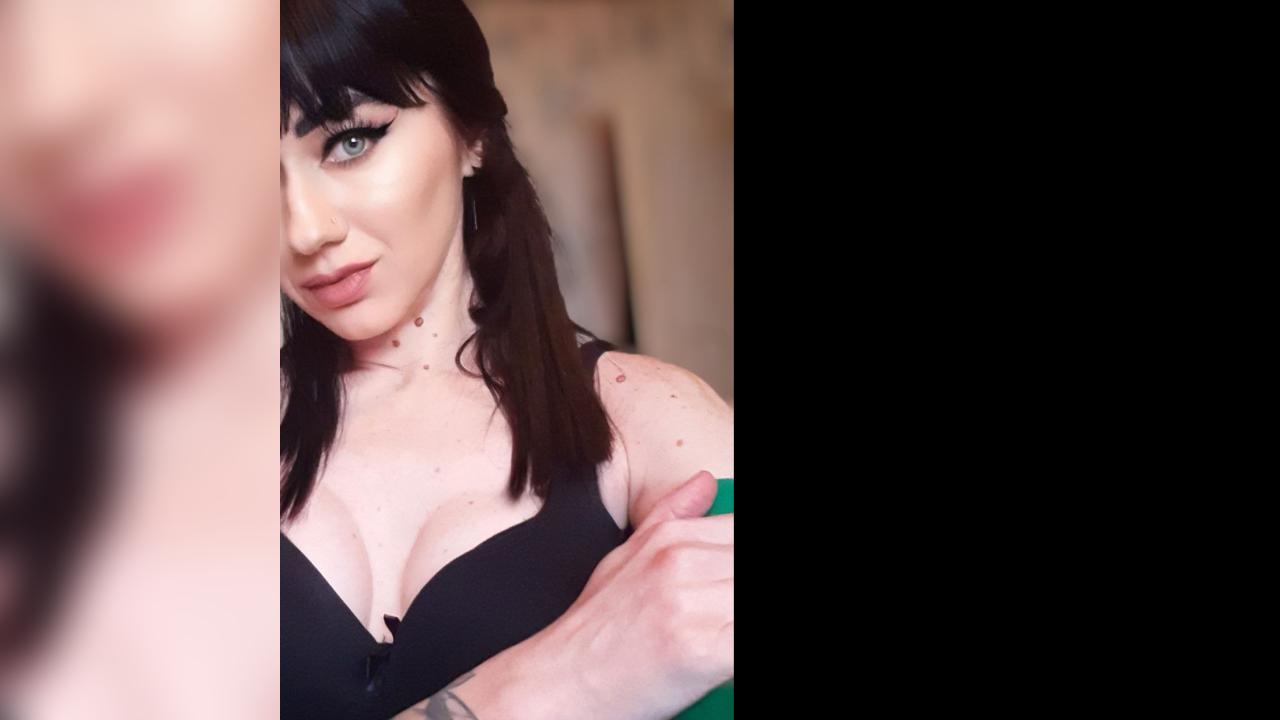 Webcam chat profile for 001Mistress