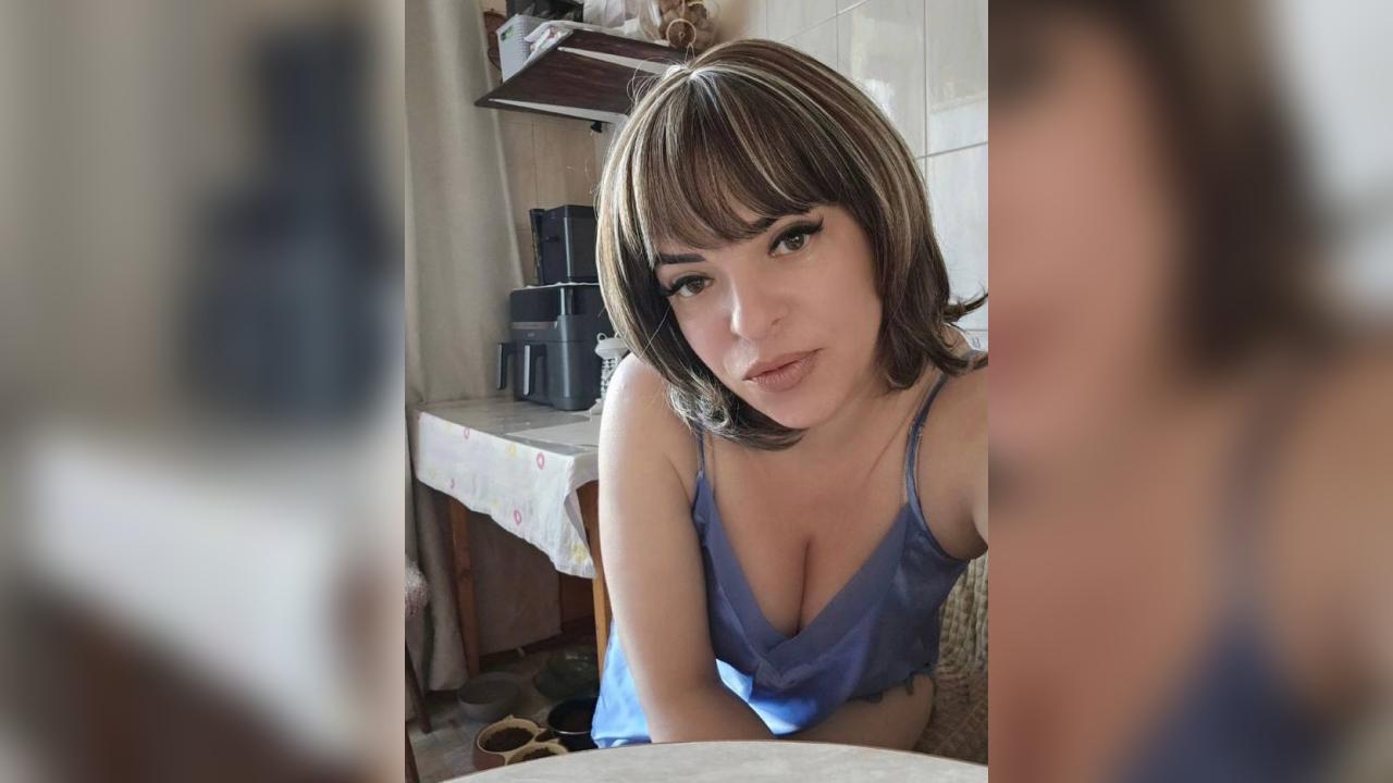 Webcam chat profile for MilaVista: Ask about my Hobbies