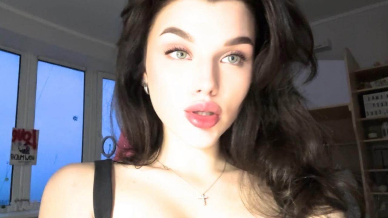 Webcam chat profile for MellySoul: Dancing