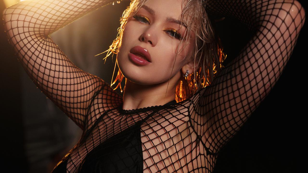 Webcam chat profile for LiaRudo: Bondage & discipline