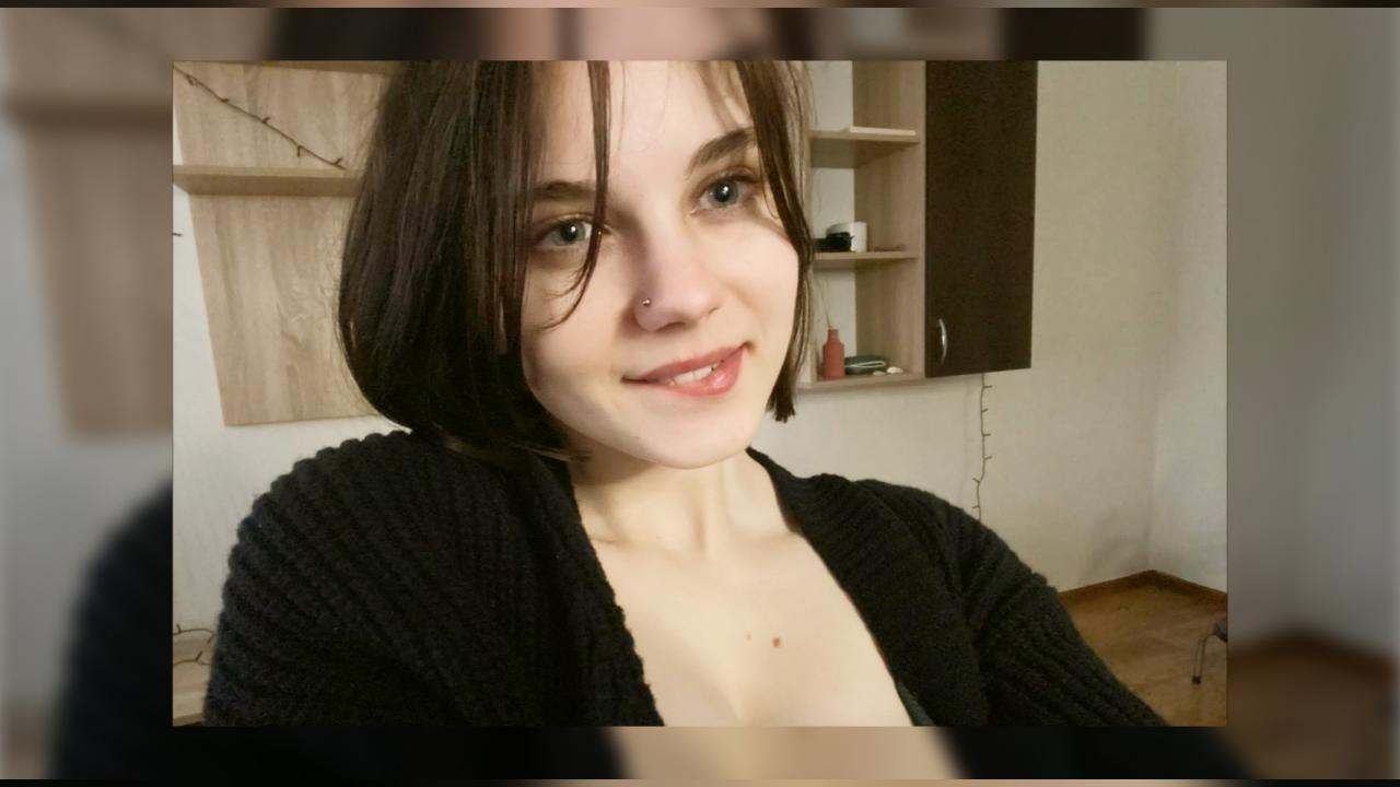 Webcam chat profile for AsyaSunshine: Outfits