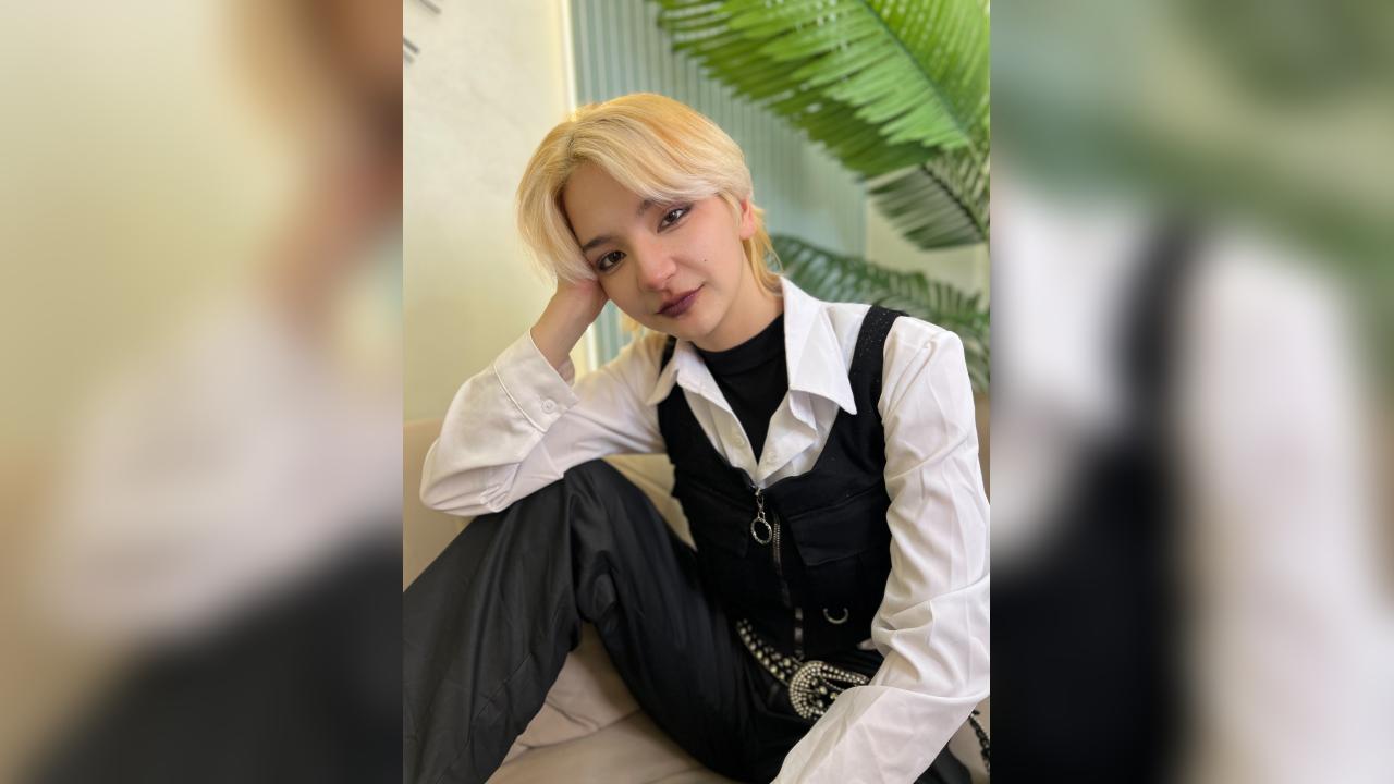 Webcam chat profile for RoxyB23: Lingerie & stockings