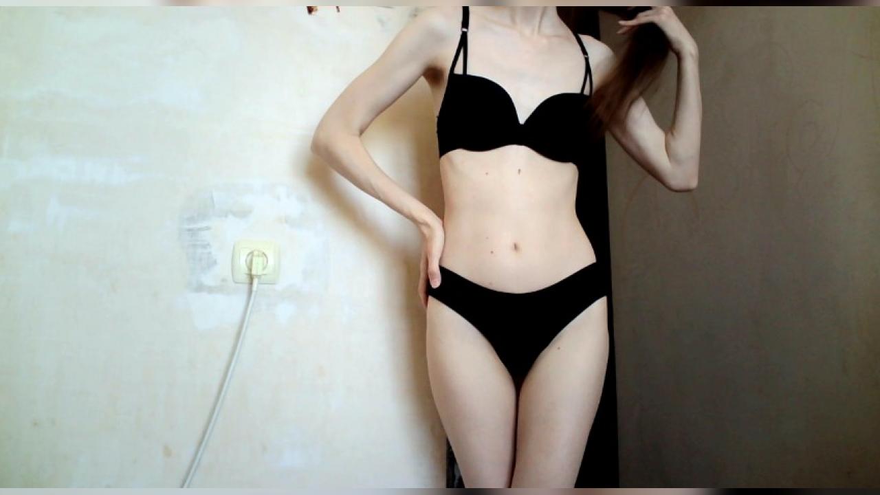 Webcam chat profile for Famefortune: Dancing