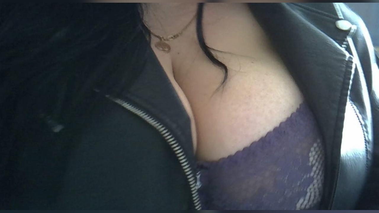 Webcam chat profile for BigBBsCake: Bondage & discipline