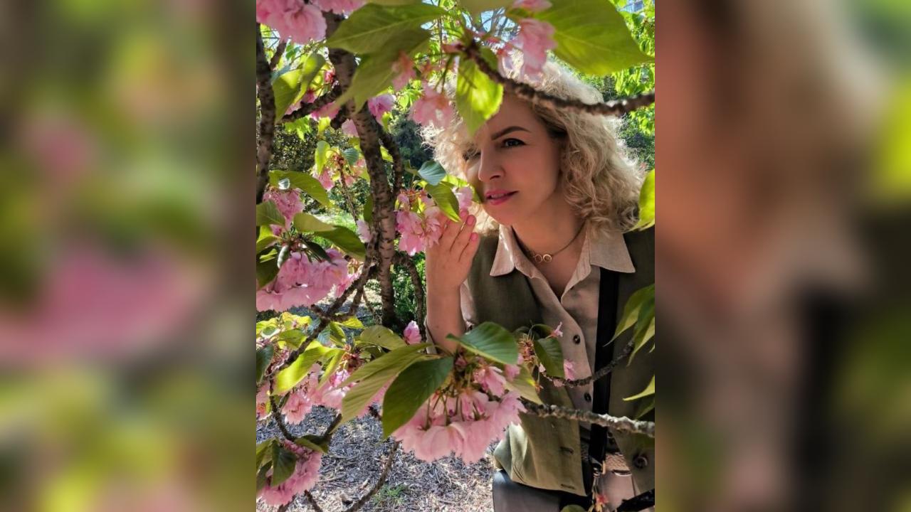 Webcam chat profile for LadyAur0ra: Ask about my other activities