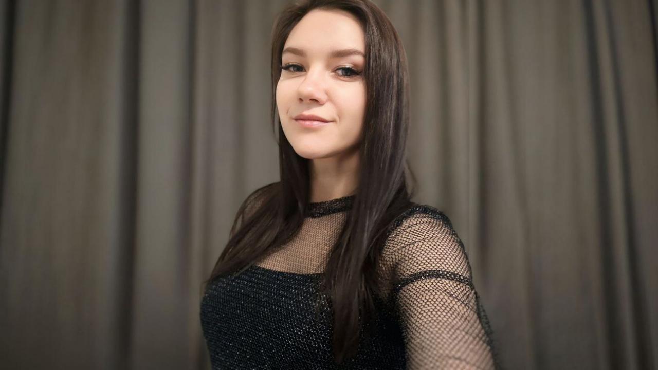 Webcam chat profile for LuckyCutieee: Leather